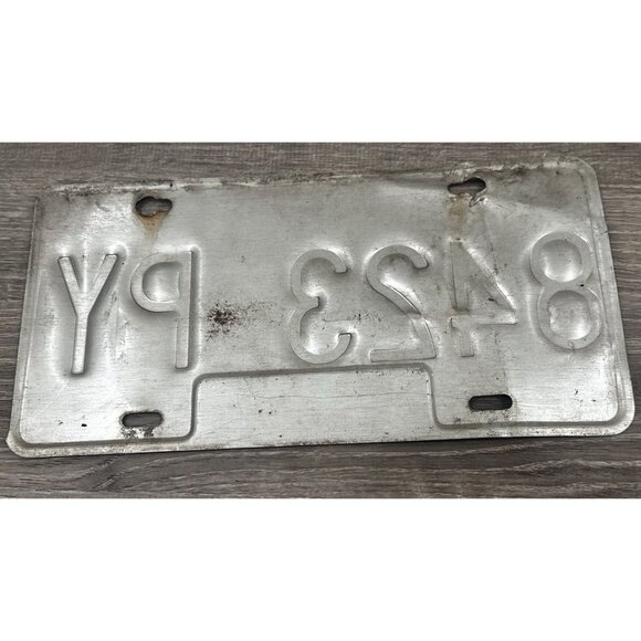 Vintage 1997 British Columbia License Plate Tag 8423-PY Blue w/ White CANADA - Picture 6 of 6